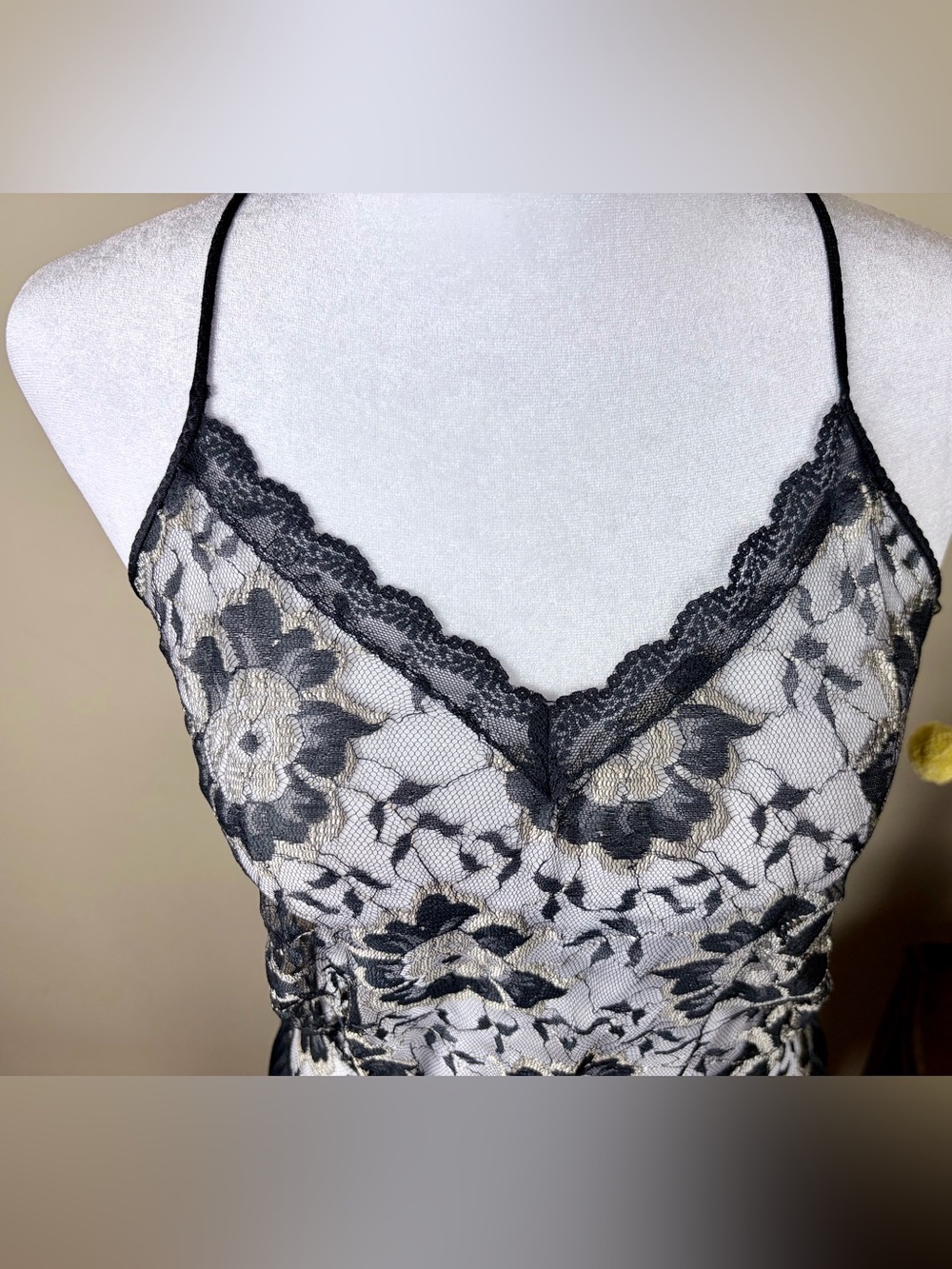 Vintage 80s Undercover Wear Made in USA Full Lace Bodice slip dress Size M - Picture 2 of 12